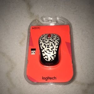 Logitech M317 Wireless Optical Mouse